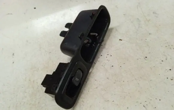 Volvo S80 Electric window control switch 9476695 99W483