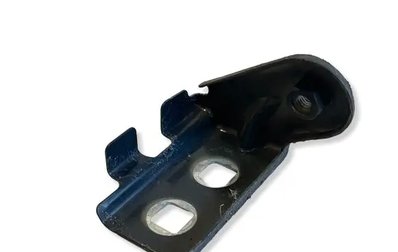Jeep Cherokee Fender mounting bracket 4363025J
