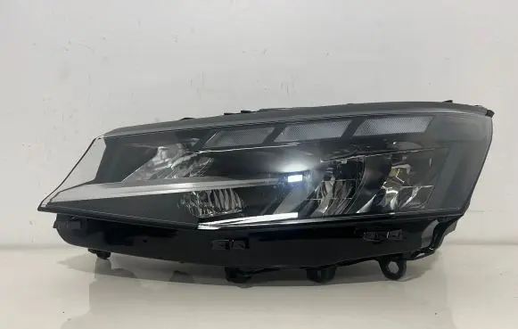 Volkswagen Transporter - Caravelle T7 Headlight/headlamp 7T1941035AD