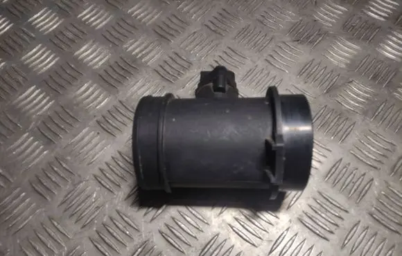 Skoda Octavia Mk2 (1Z) Mass air flow meter 30115 13121441