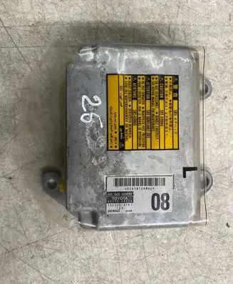 Toyota Land Cruiser (J120) Airbag control unit/module 8917060130