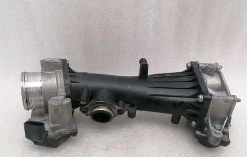 Porsche Cayenne (92A) Air intake hose/pipe 059145950AA
