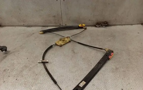 Audi A6 S6 C6 4F Front window lifting mechanism without motor 4F0837461C