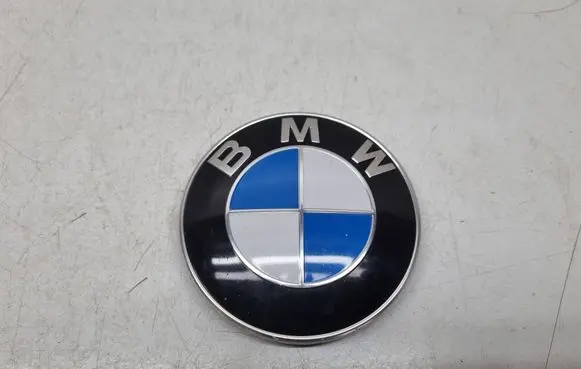 BMW X3 F25 Manufacturer badge logo/emblem 8132375