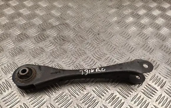 Toyota Prius (XV60) Rear upper control arm/wishbone