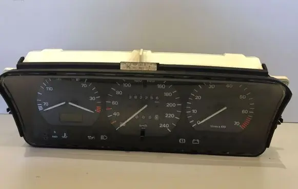 Volkswagen PASSAT B4 Speedometer (instrument cluster) 3A0919033A 6160593003