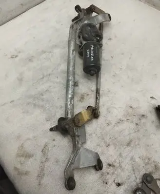 Nissan Primera Front wiper linkage and motor 28810AU310 1155603B