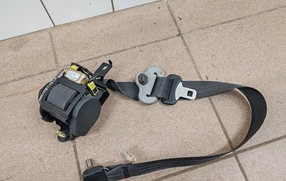 Honda Accord Front seatbelt NSB098GL08