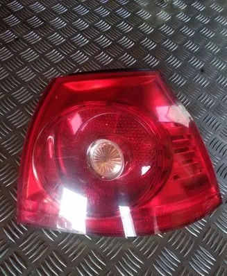 Volkswagen Golf V Rear/tail lights 1K6945096AA 03S28490206 A01989045