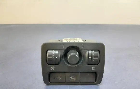 Subaru Outback Mirror heating switch 