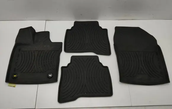 Toyota Prius xw60 Car floor mat set PT90837230 PT90847230