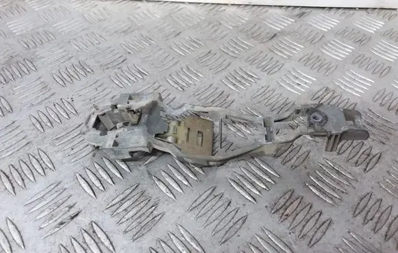 Rear door exterior handle/bracket