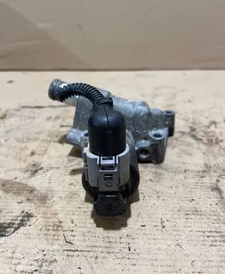 Opel Corsa C EGR valve 55556720