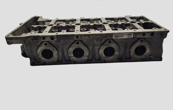 BMW 3 E92 E93 Engine head 779767807 7797678