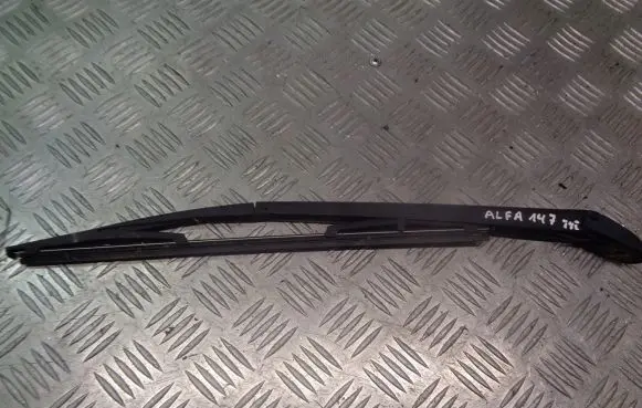 Alfa Romeo 147 Rear wiper blade arm