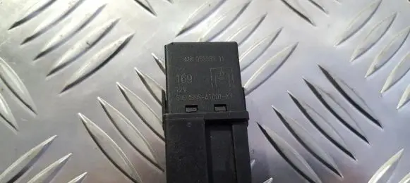 Volvo S40, V40 Other relay MB9533821L MB953382