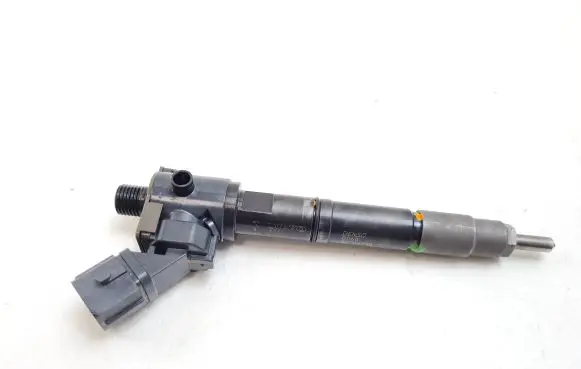 Volvo XC90 Fuel injector 31336769