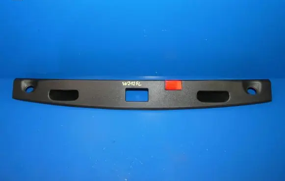 Mercedes-Benz E W212 Other trunk/boot trim element