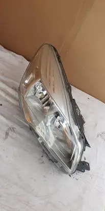 Ford Kuga II Headlight/headlamp CV4413W029BE