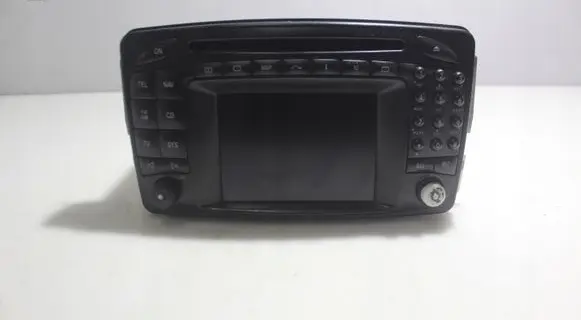 Mercedes-Benz C W203 Radio/GPS head unit trim 