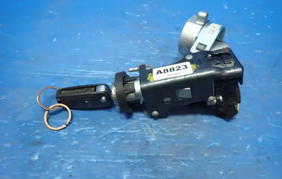 Opel Mokka Ignition lock 95384306