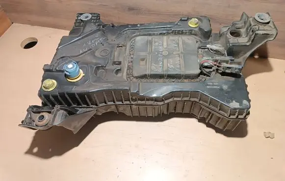 Citroen C4 Grand Picasso Adblue pump 9813676080 150528024656 P1001884
