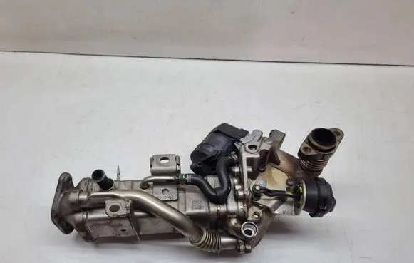 BMW X3 F25 EGR valve cooler 7822350 11717822350