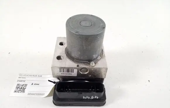 Volvo XC40 ABS Pump 31445742