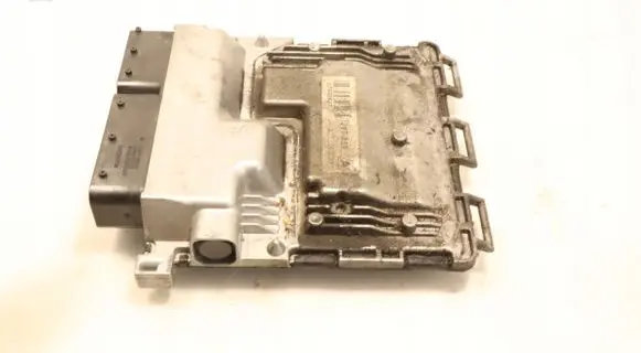 Mercedes-Benz C W204 Engine control unit/module ECU A2711500391