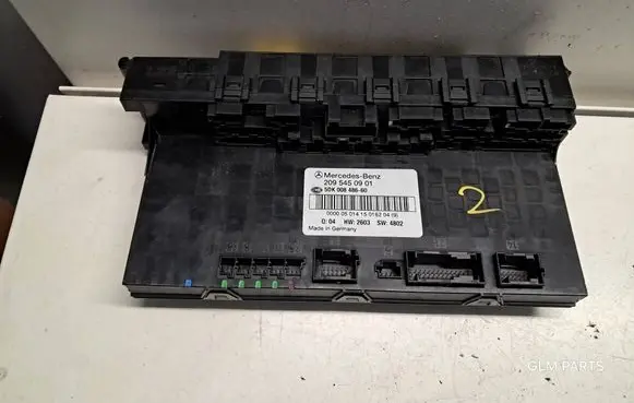 Mercedes-Benz CLK A209 C209 Fuse box set 2095450901 5DK00848660