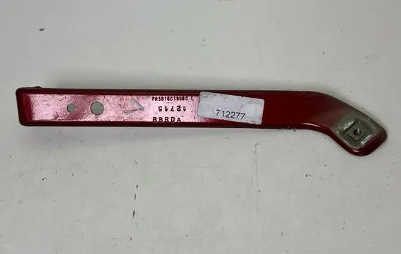 Ford Mustang VI Fender mounting bracket FR3B16C199BC