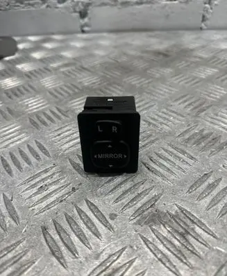 Toyota RAV 4 (XA20) Wing mirror switch 183574