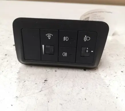 Hyundai Santa Fe Headlight level height control switch 70424 202002962