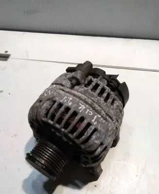 Nissan Juke I F15 Generator/alternator 0124525140