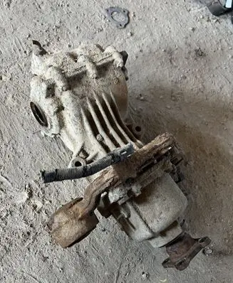 Nissan X-Trail T30 Rear differential
