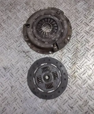 Volkswagen PASSAT B2 Clutch set kit 3082046531 1861456339