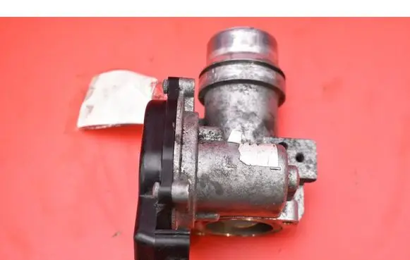 Nissan NV200 Throttle body valve 8200614985