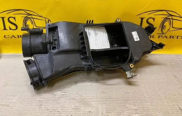 Mercedes-Benz C W205 Air filter box A6510900500