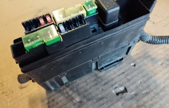 Nissan Note (E11) Fuse box set