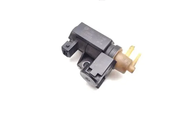 Vacuum valve