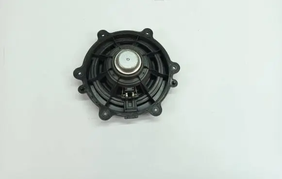 Porsche Cayenne (92A) Rear door speaker 7PP035710B 017332