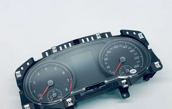Volkswagen Golf VII Speedometer (instrument cluster) 5G1920740C