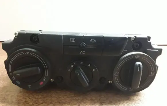 Skoda Octavia Mk2 (1Z) Climate control unit NOCODE