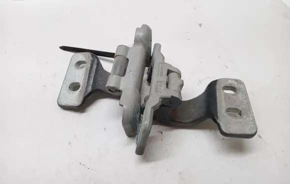 Mercedes-Benz C W204 Tailgate/trunk/boot hinge