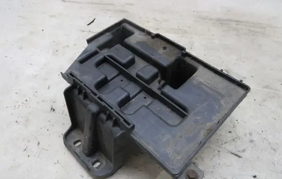 KIA Sportage Battery box tray GMAUTO4574097
