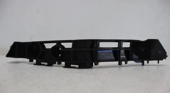 Toyota Yaris Cross Front bumper mounting bracket 525360D320