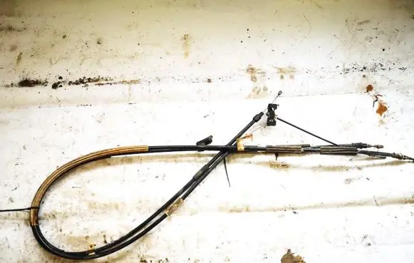 Handbrake/parking brake wiring cable