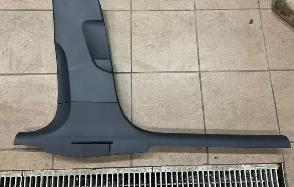 Audi A3 S3 8V (B) pillar trim (bottom) 8V5867239 8V5853905