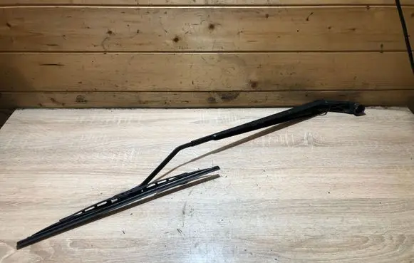 Toyota Corolla Verso AR10 Windshield/front glass wiper blade 