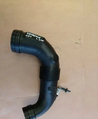 Jeep Renegade Air intake hose/pipe 68377764AA